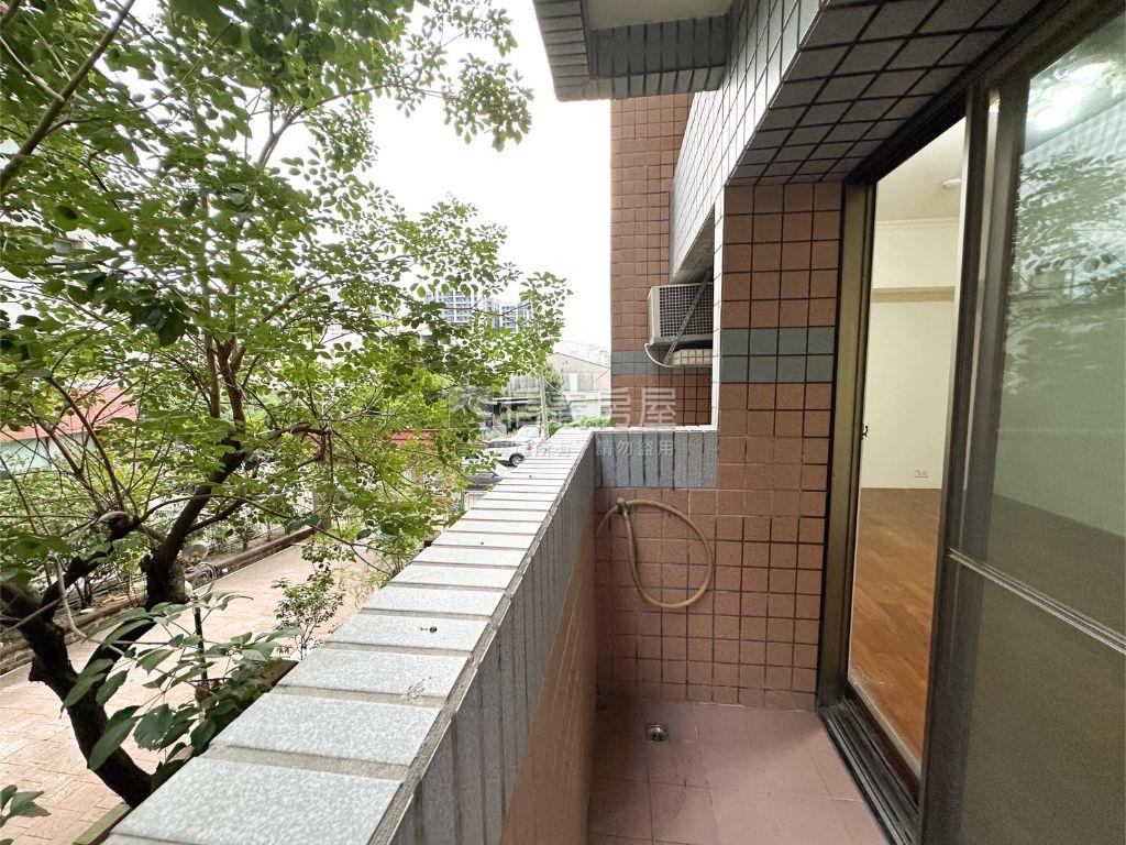 樹義國小旁四房平車房屋室內格局與周邊環境