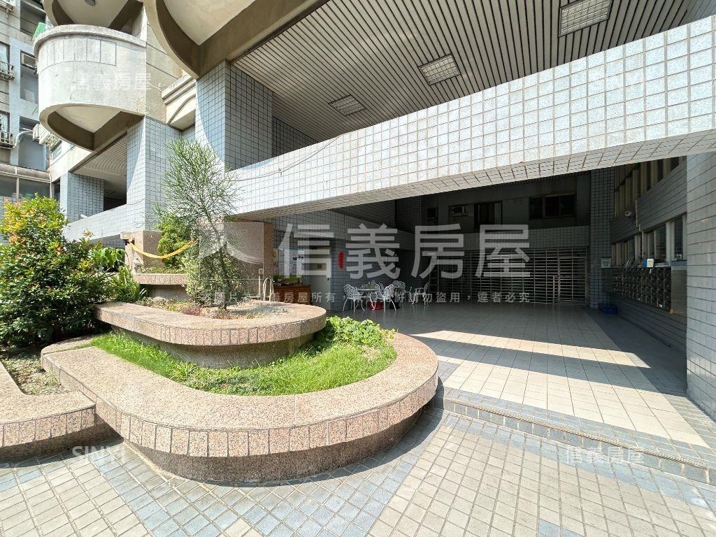 世貿寬寬的家三房稀有格局房屋室內格局與周邊環境