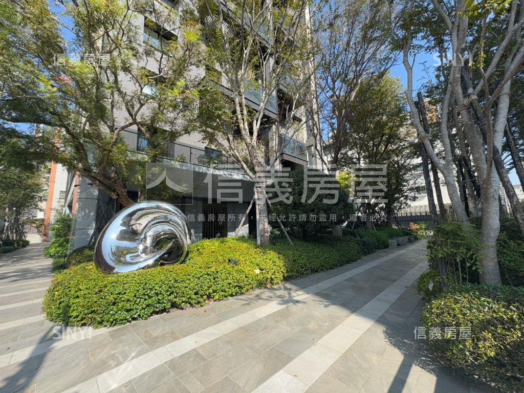 ★惠宇敦悅低樓層３房平車房屋室內格局與周邊環境