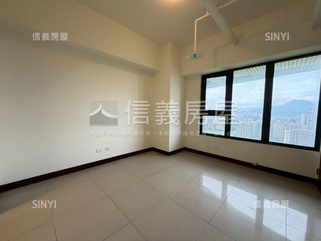 專任首選海洋都心景觀三房房屋室內格局與周邊環境