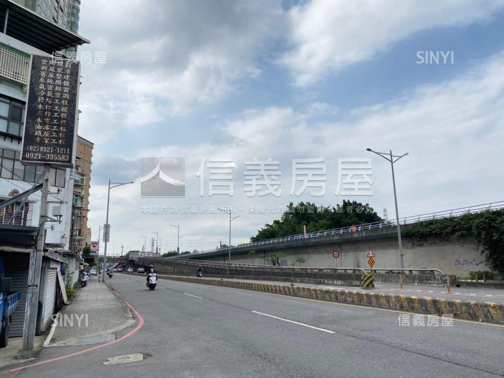 河岸綠景美寓房屋室內格局與周邊環境