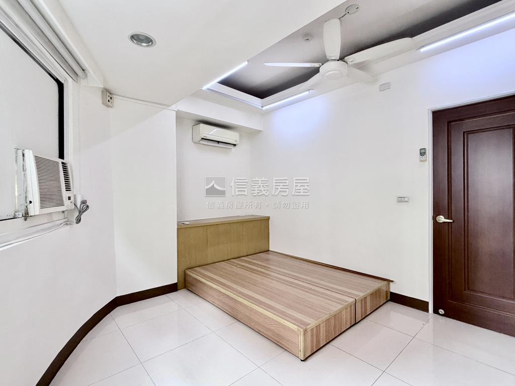 近台積電三角窗金店房屋室內格局與周邊環境