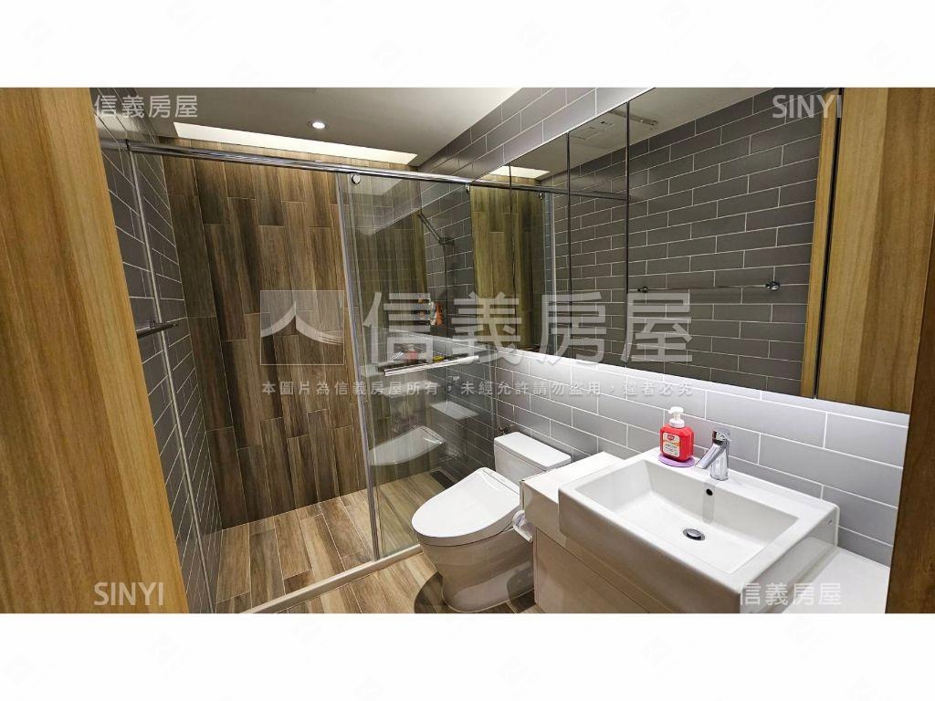 士林電梯極上裝潢三房大宅房屋室內格局與周邊環境