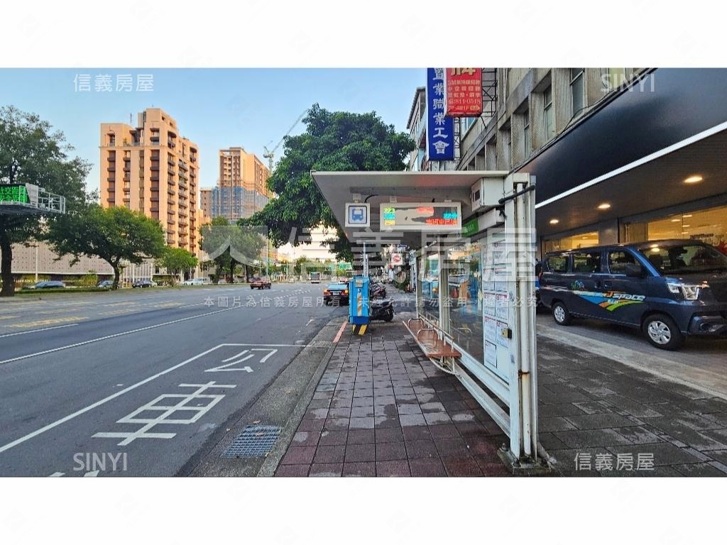 士林電梯極上裝潢三房大宅房屋室內格局與周邊環境