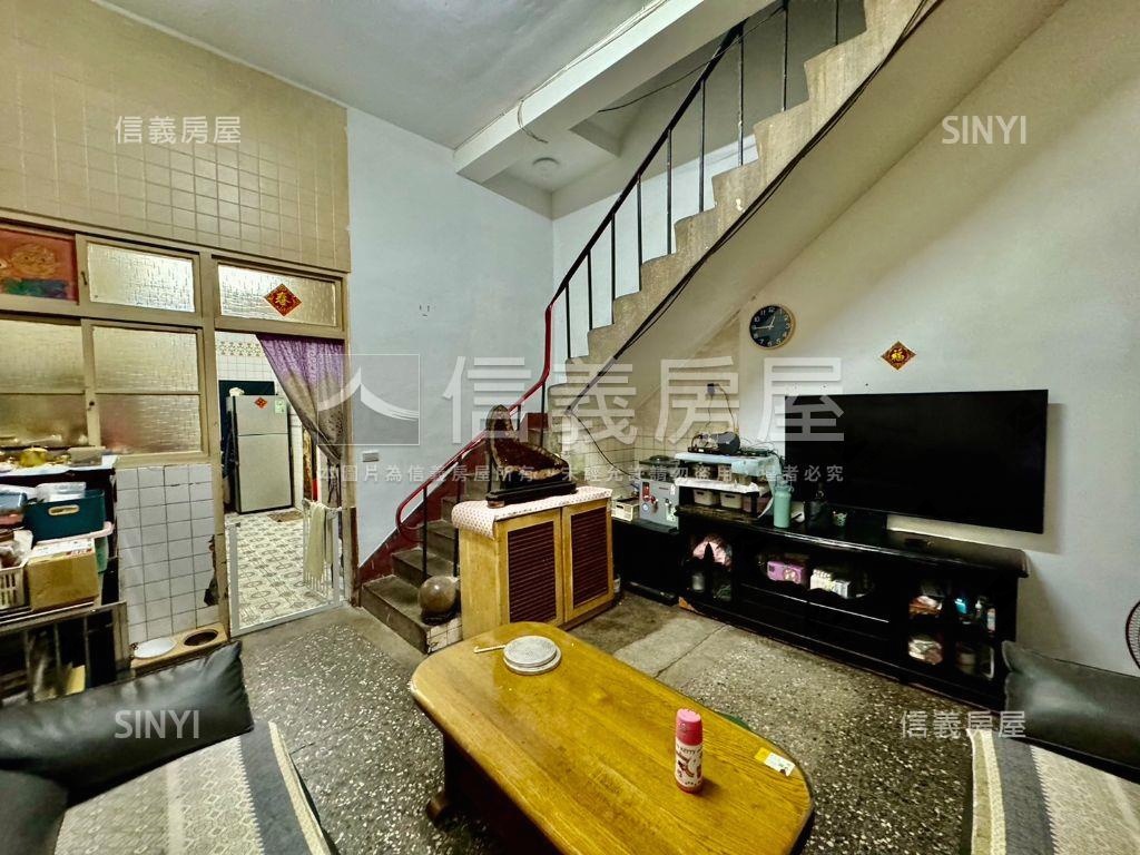 近中清捷運美透天！金店面房屋室內格局與周邊環境