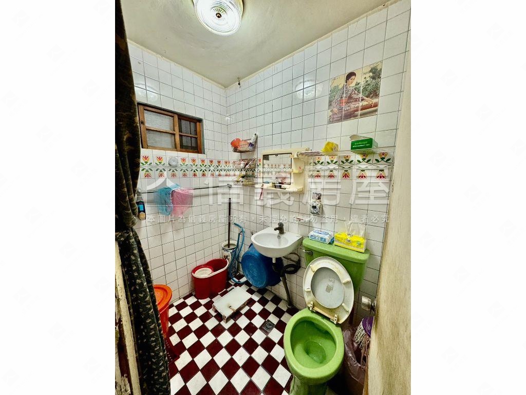 近中清捷運美透天！金店面房屋室內格局與周邊環境