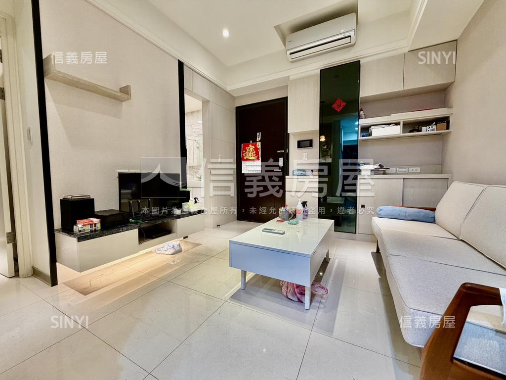 專任里享國兩房房屋室內格局與周邊環境