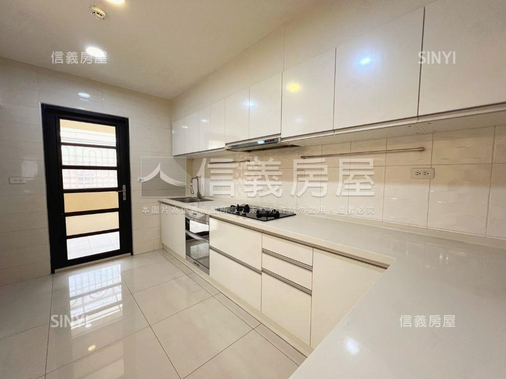 亞灣永明‧暖日宅房屋室內格局與周邊環境