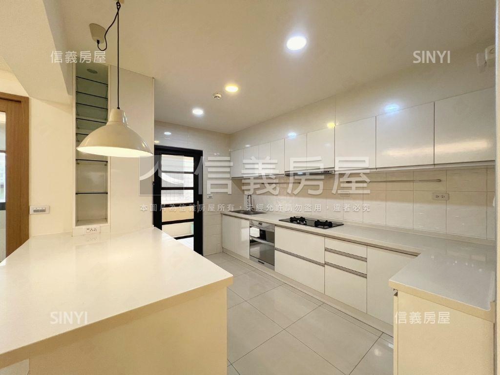 亞灣永明‧暖日宅房屋室內格局與周邊環境