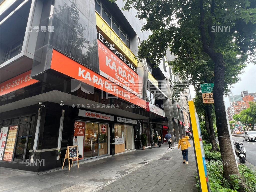 中山北路上。時代會館房屋室內格局與周邊環境