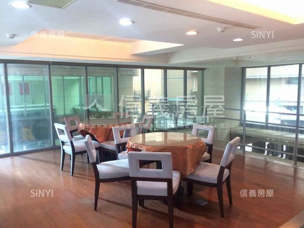 世界盃雪梨房屋室內格局與周邊環境