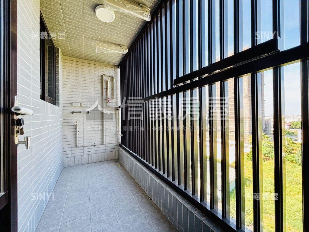 高大兩房兩衛大空間平車房屋室內格局與周邊環境