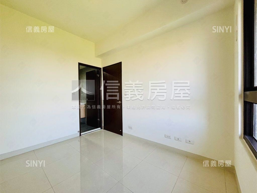 高大兩房兩衛大空間平車房屋室內格局與周邊環境