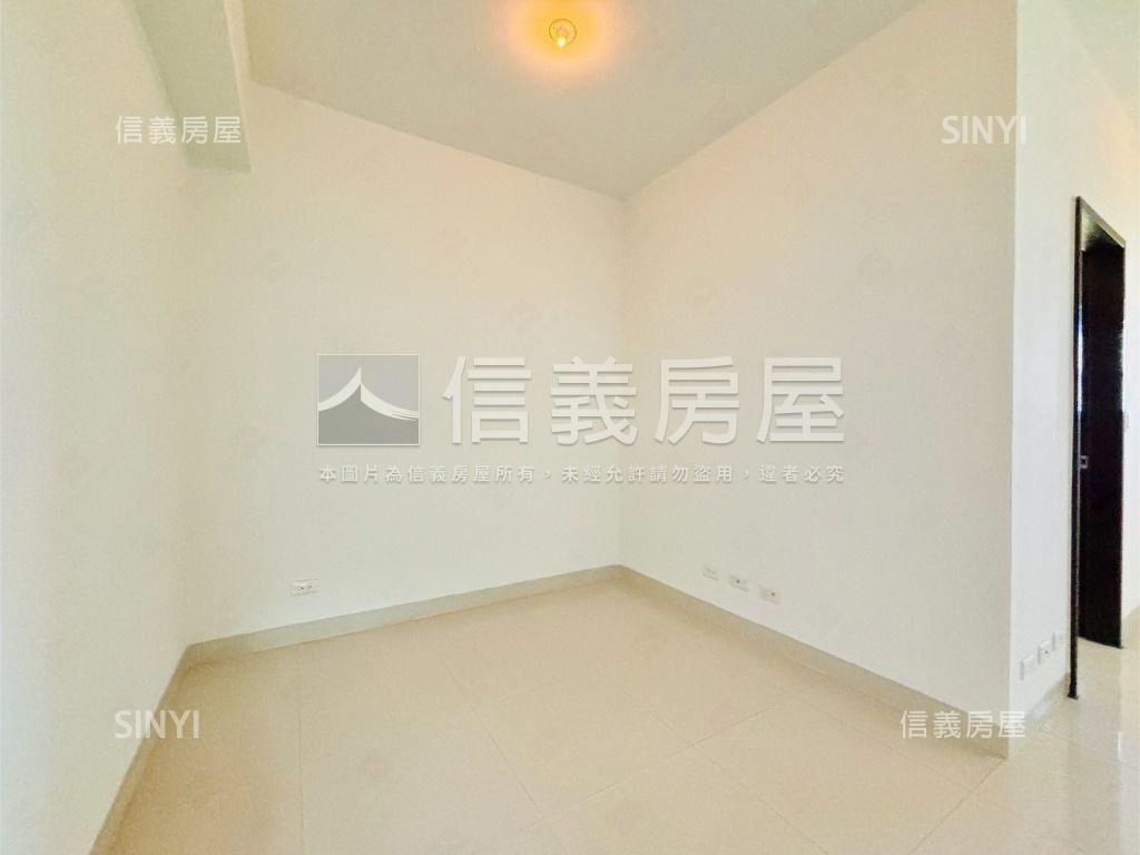 高大兩房兩衛大空間平車房屋室內格局與周邊環境