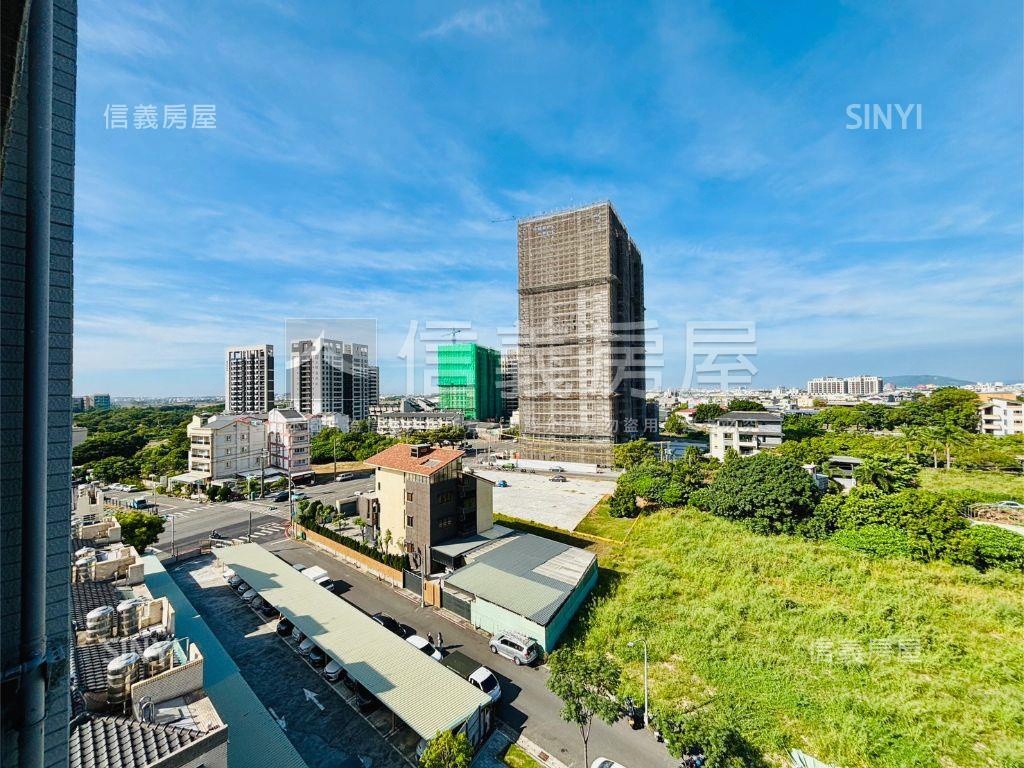 高大兩房兩衛大空間平車房屋室內格局與周邊環境