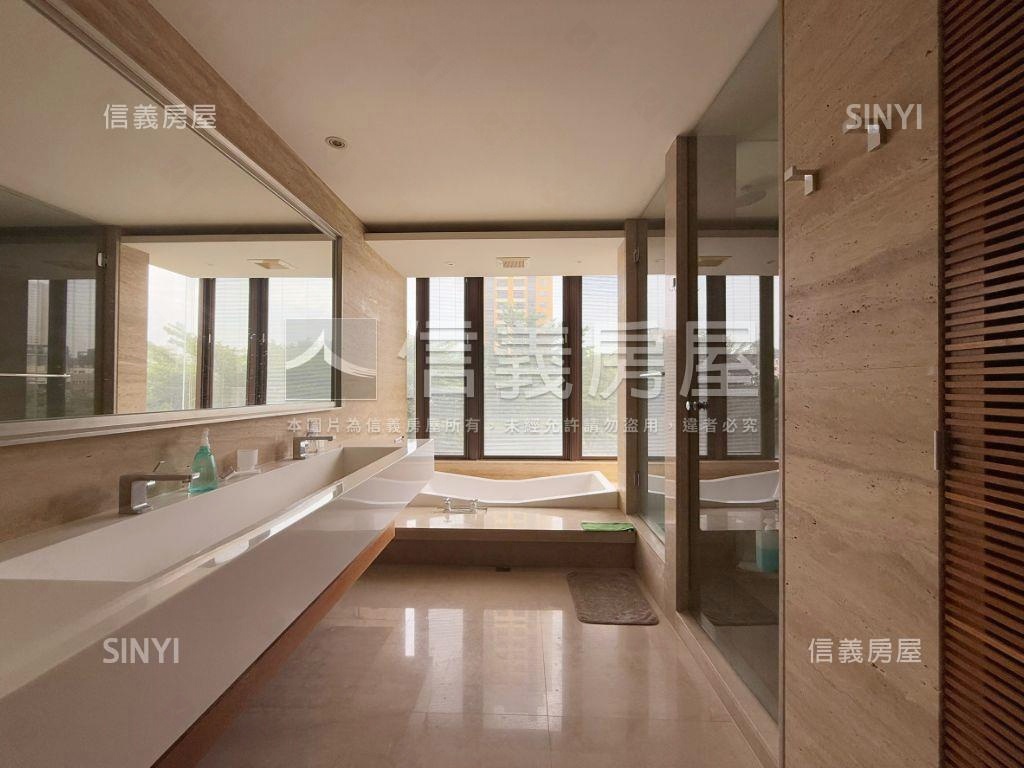 草悟道觀雲朝東樹景美裝潢房屋室內格局與周邊環境