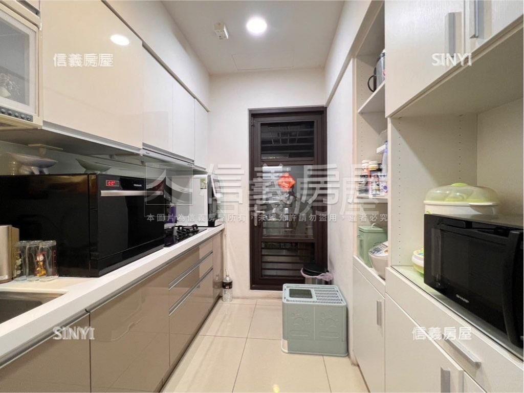 植幸福視野戶大三房平車房屋室內格局與周邊環境