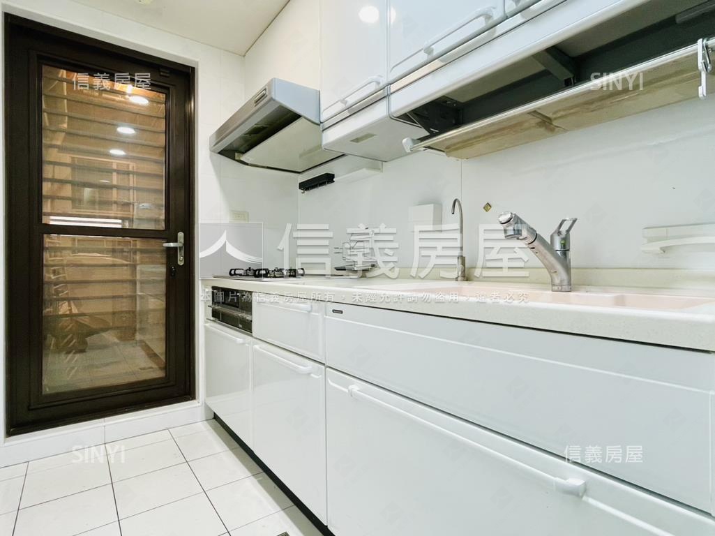 新橫濱制震綠野仙蹤大戶房屋室內格局與周邊環境