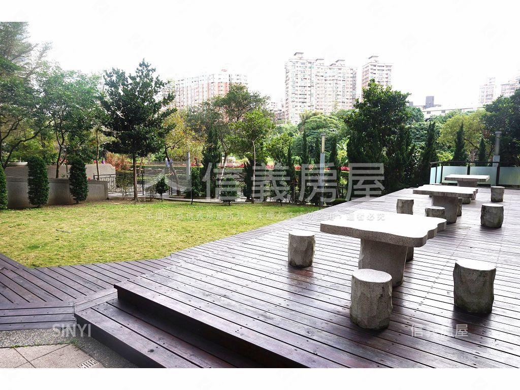 新橫濱制震綠野仙蹤大戶房屋室內格局與周邊環境