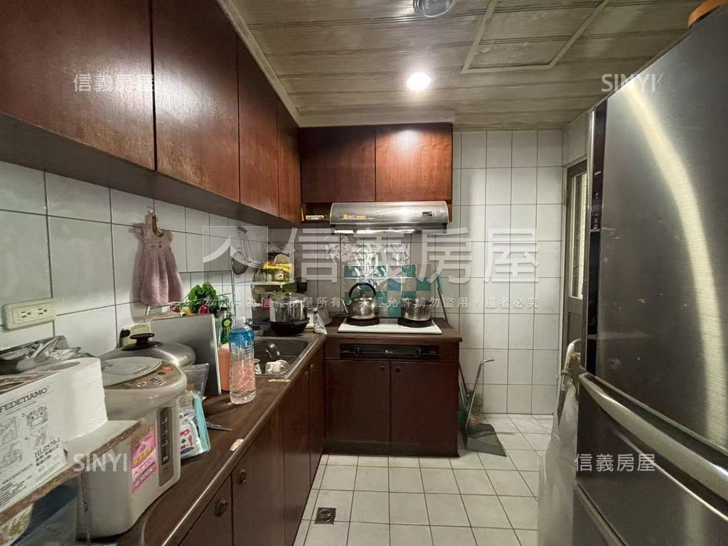 閱讀山水樓中樓房屋室內格局與周邊環境