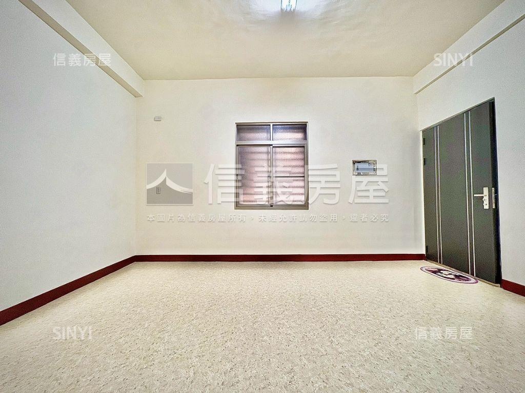 南科｜邊間大地坪整新透天房屋室內格局與周邊環境