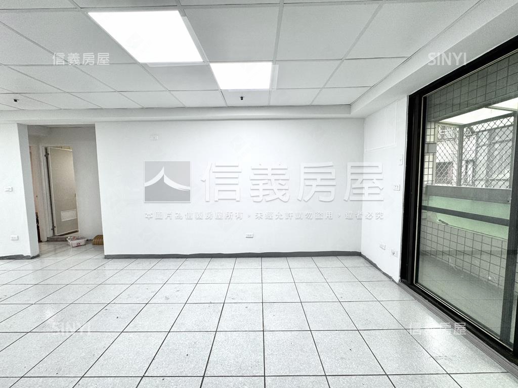 專任比佛利低總價視野三房房屋室內格局與周邊環境