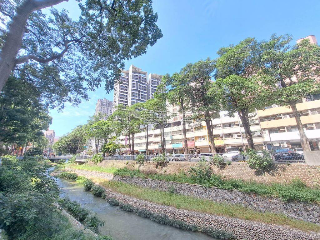 福星公園質感社區魔術空間房屋室內格局與周邊環境