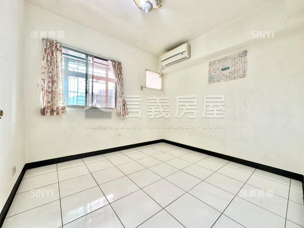 低總價首選。藝文三房車位房屋室內格局與周邊環境