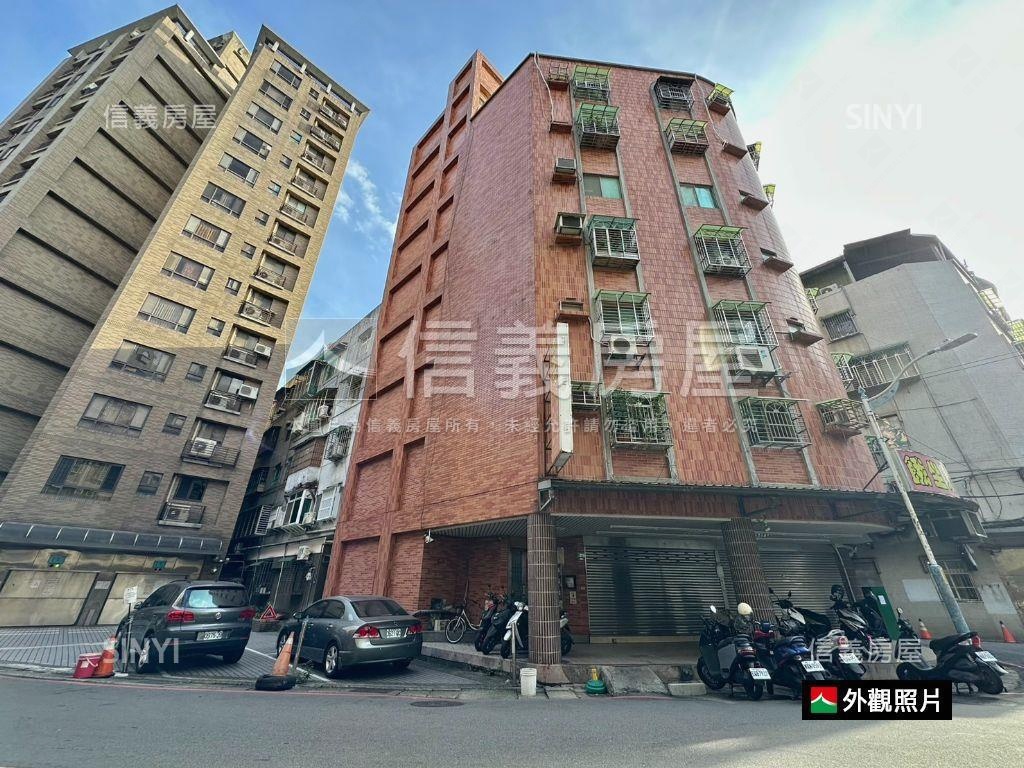 低總價首選。藝文三房車位房屋室內格局與周邊環境