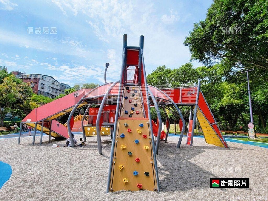 低總價首選。藝文三房車位房屋室內格局與周邊環境