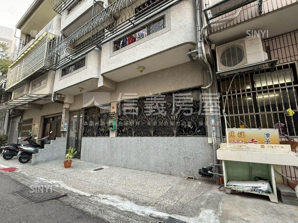 潭子約七米面寬朝南透店房屋室內格局與周邊環境