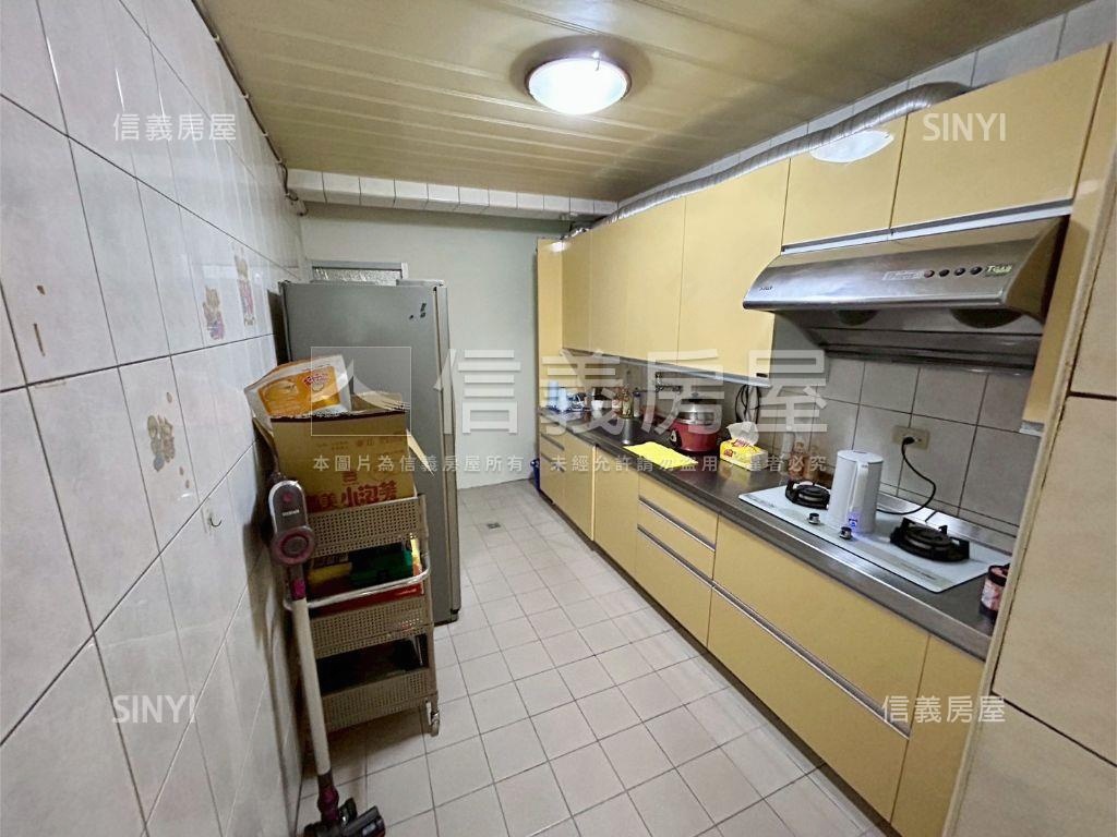 中央新村靜巷低總價一樓房屋室內格局與周邊環境