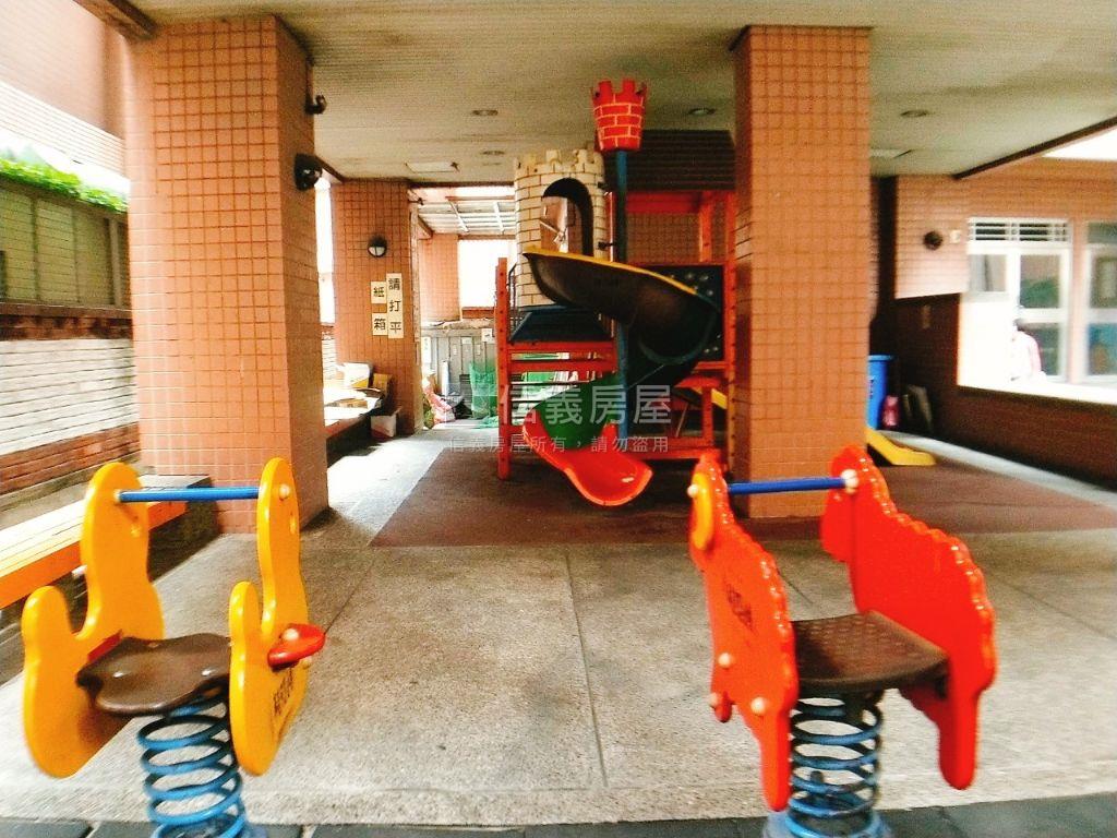 麥克阿瑟！水湳大坪數３房房屋室內格局與周邊環境