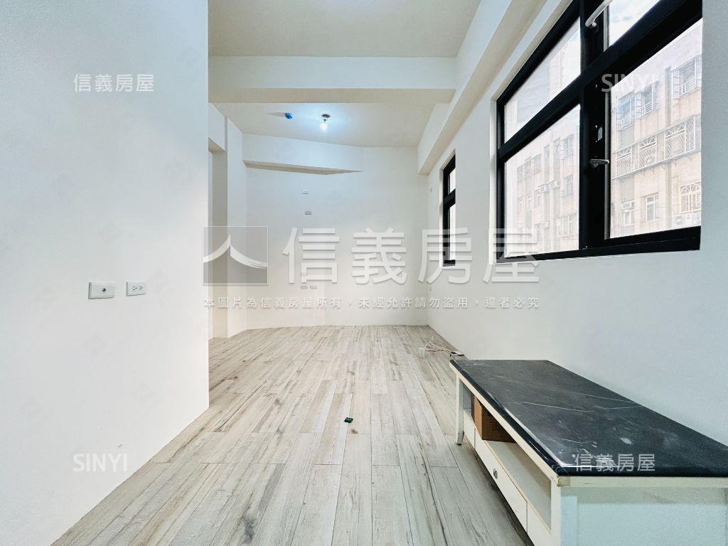 ２Ｆ古京雅筑挑高三米六房屋室內格局與周邊環境