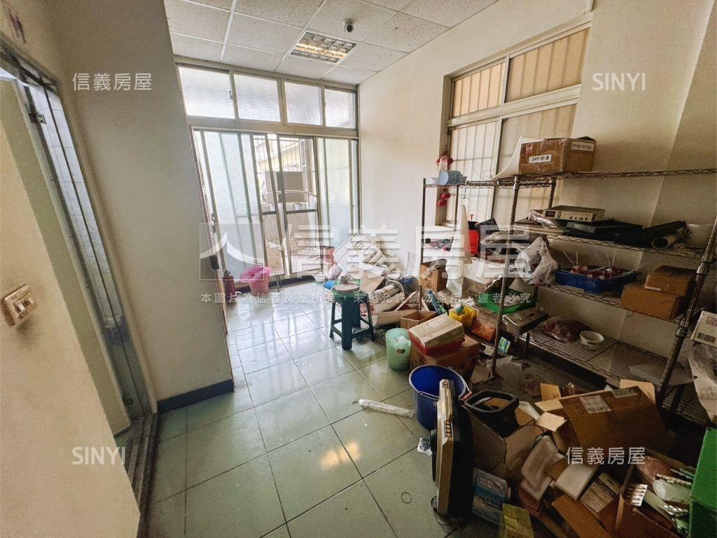 極品✪近捷運住二臨路透店房屋室內格局與周邊環境