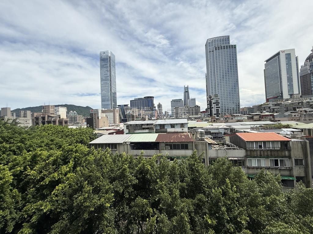 美景品信義稀有釋出房屋室內格局與周邊環境