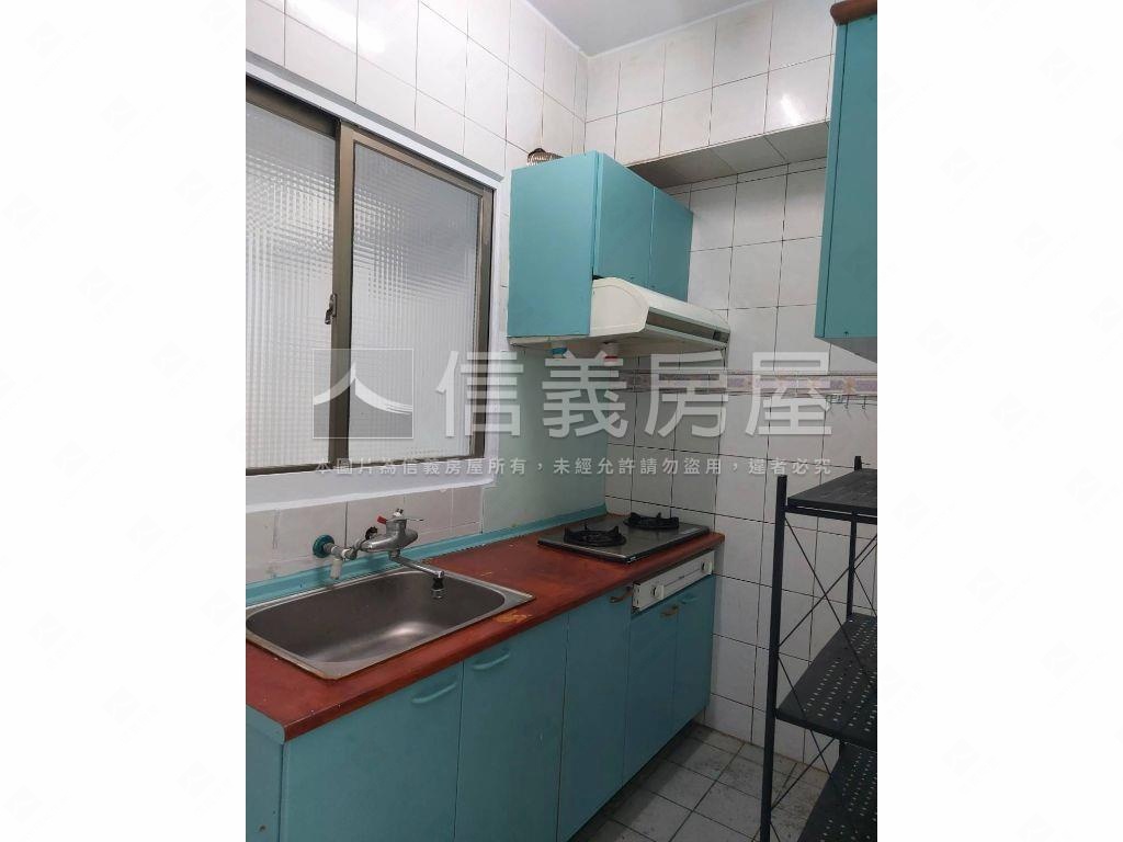 中山商圈低總價電梯華廈房屋室內格局與周邊環境