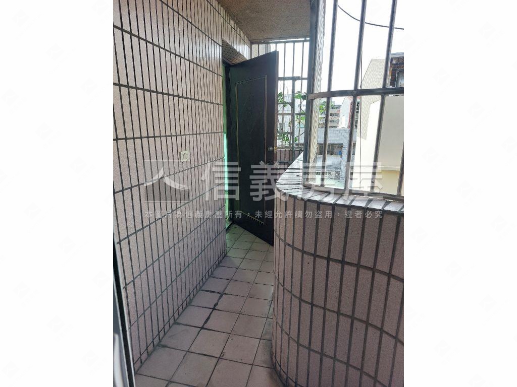 中山商圈低總價電梯華廈房屋室內格局與周邊環境