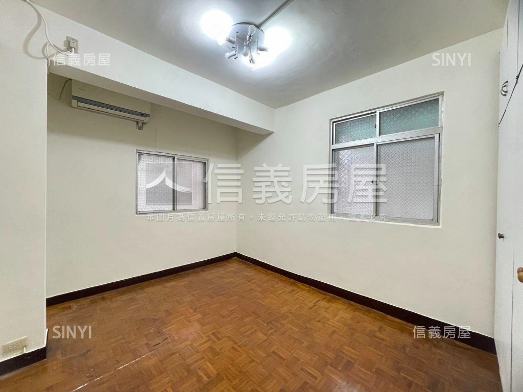 知名建設三面採光方正二樓房屋室內格局與周邊環境