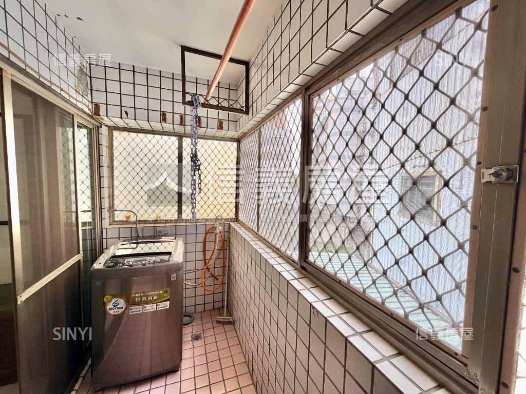☆近聚富暖暖首購大套房房屋室內格局與周邊環境