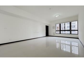 行情價！品藏逢甲三房車位