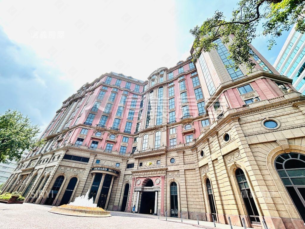敦化北路角間面寬店面房屋室內格局與周邊環境