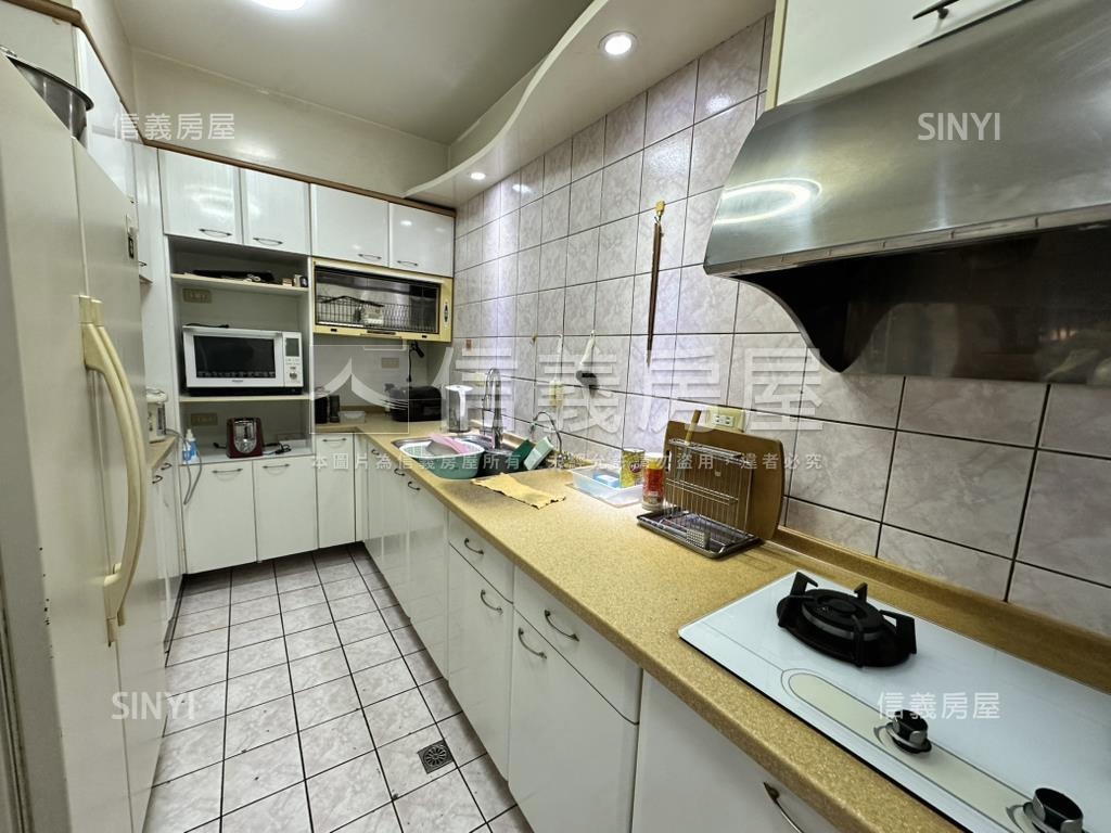 松山捷運公園綠意四房房屋室內格局與周邊環境