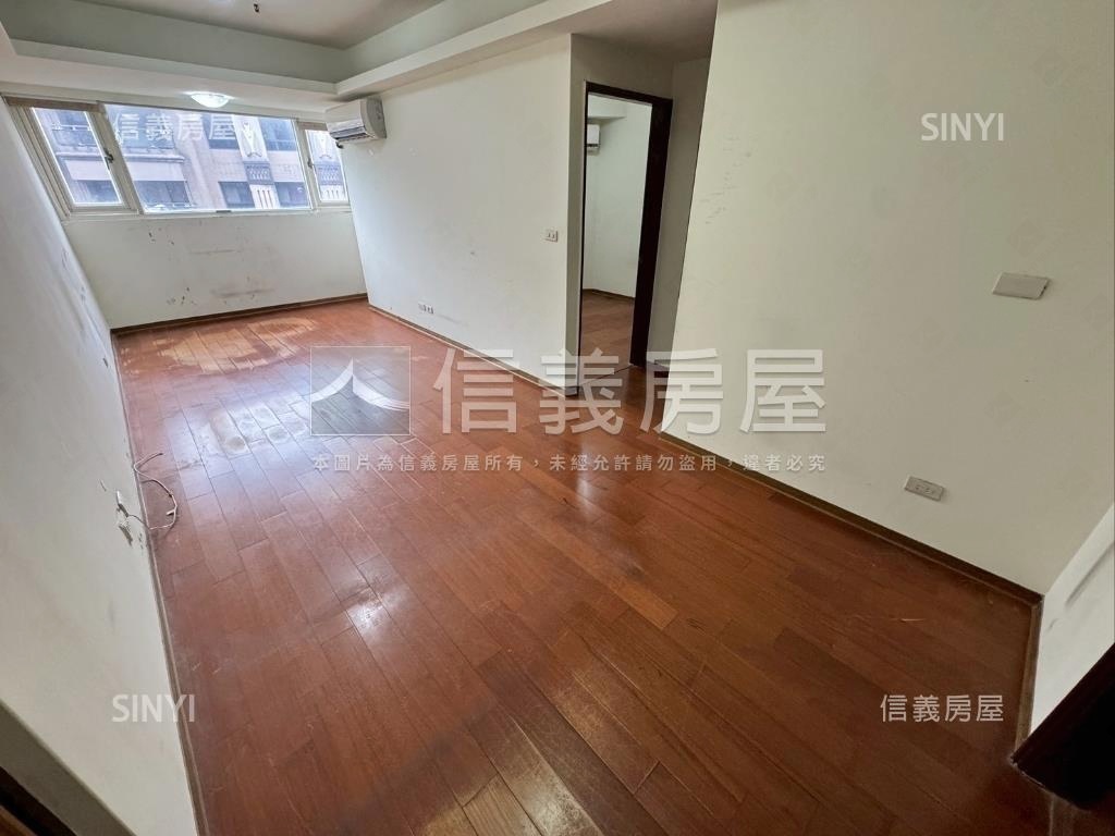 長隄電梯２房房屋室內格局與周邊環境