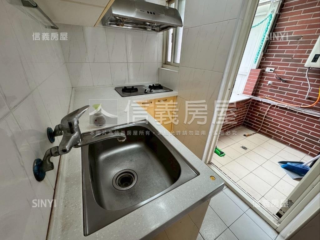 長隄電梯２房房屋室內格局與周邊環境