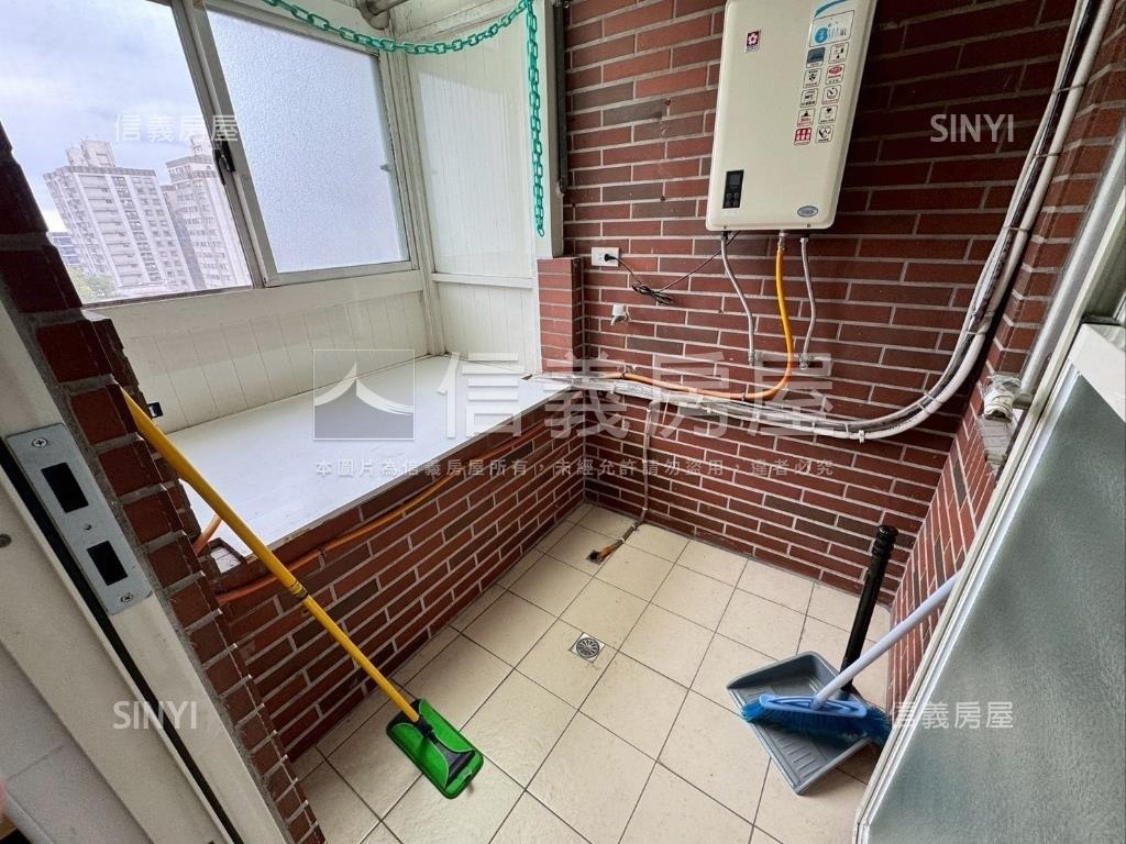 長隄電梯２房房屋室內格局與周邊環境