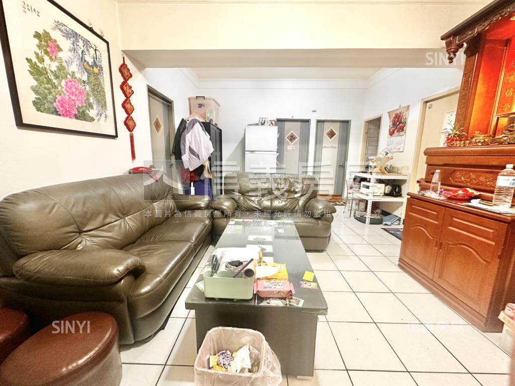 西盛電梯三房房屋室內格局與周邊環境