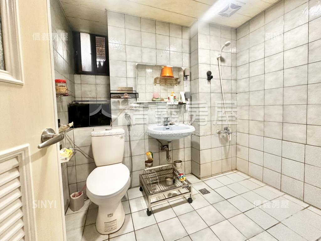 西盛電梯三房房屋室內格局與周邊環境