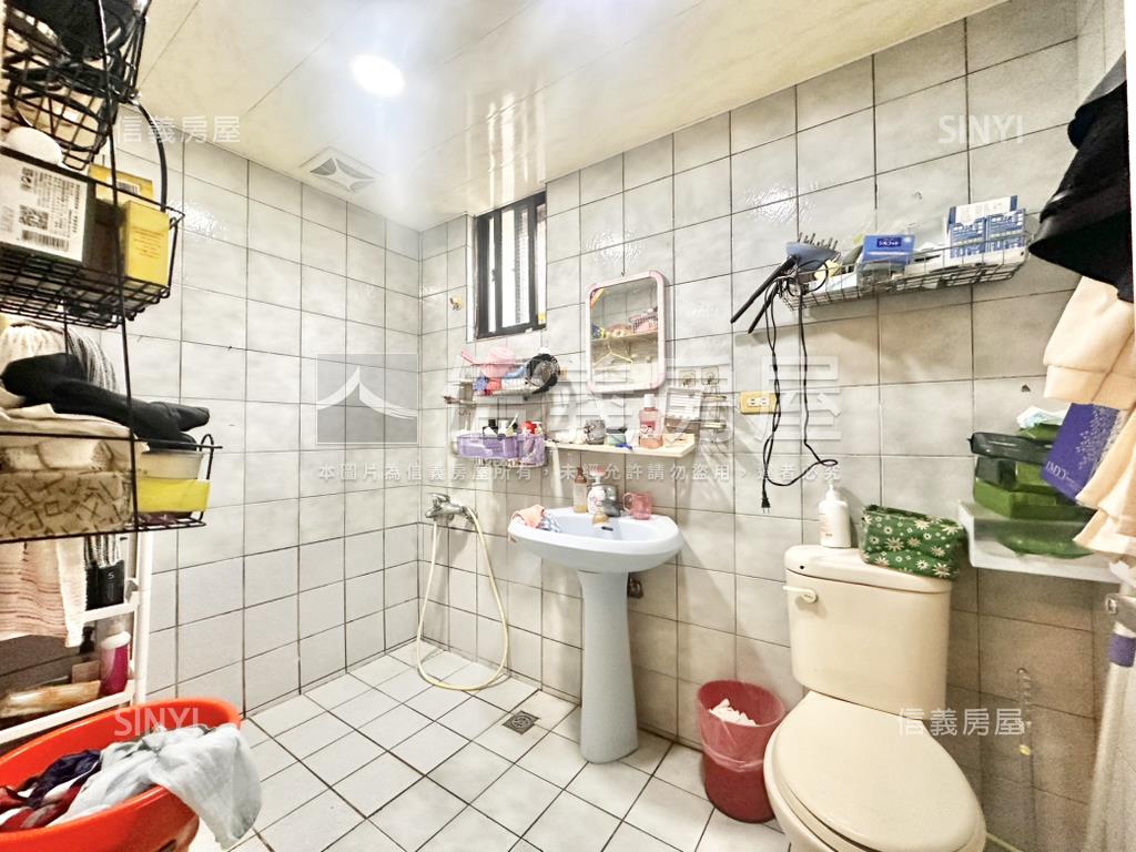 西盛電梯三房房屋室內格局與周邊環境