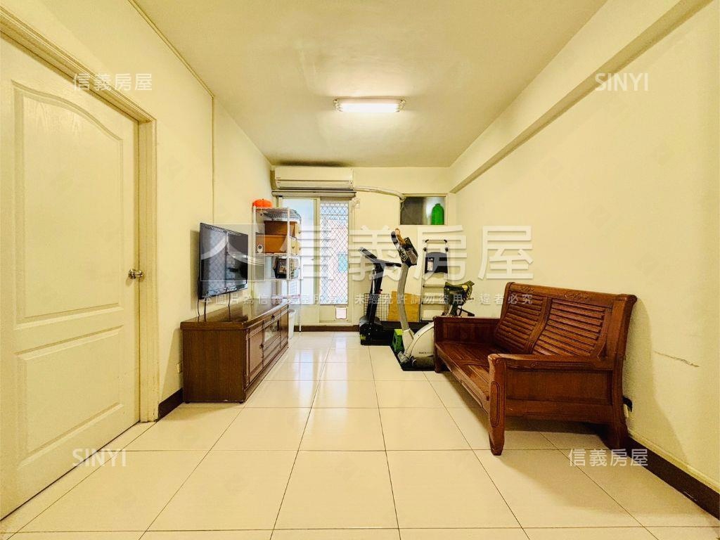 惠民商圈三樓公寓房屋室內格局與周邊環境